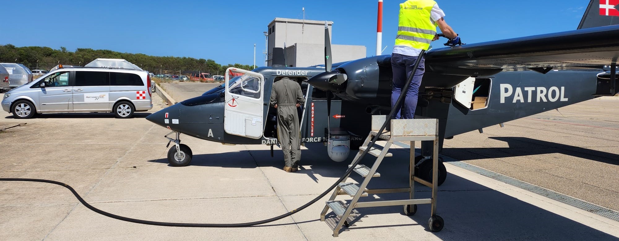 avgas refueling